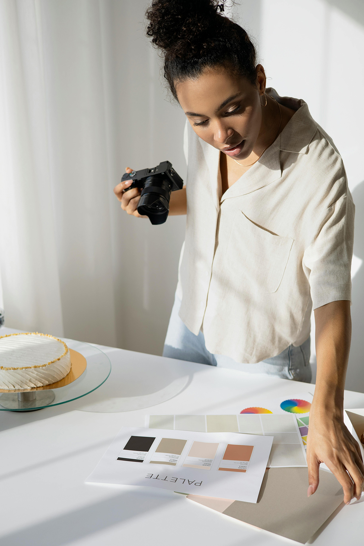 Sophie preparing objects for picture